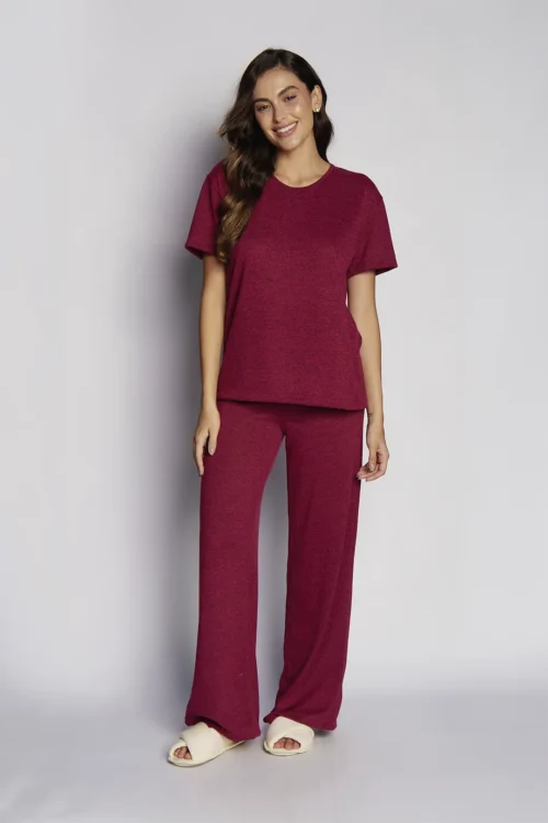Pijama feminino longo vinho confortável