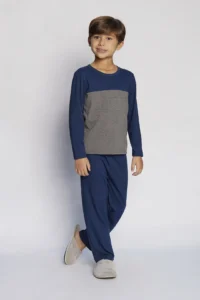 pijama infantil masculino algodão azul marinho com camiseta bicolor e calça reta